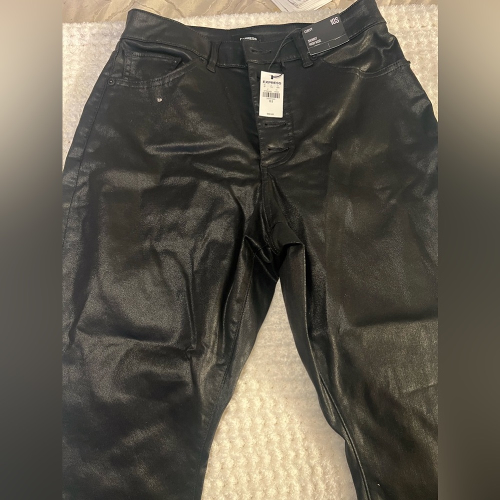 Black textured skinny jeans